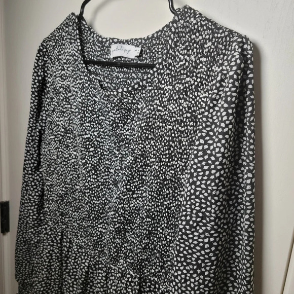 Petal + Pup Black and White Long Sleeve Tiered Modist Midi Dress - Size 10 - Picture 5 of 9